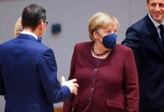 Angela Merkel é aplaudida de pé em sua última cúpula europeia