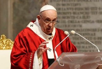 Papa está “imensamente triste” após relatório de pedofilia na França