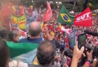 Ciro Gomes é xingado em manifestação de esquerda, e reage: 'fascistas de vermelho;' VEJA VÍDEO