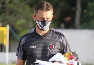 Gerson Gusmão dá crédito aos jogadores após falhas, e busca melhorias no setor ofensivo do Belo