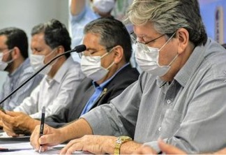 Em Campina Grande, João Azevêdo autoriza obras, entrega equipamentos de segurança, bloco cirúrgico e assina convênio com a FAP