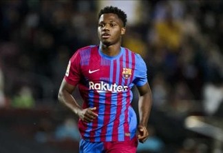 Fati supera Messi e vira jogador com menos de 19 anos com mais gols pelo Barça