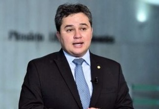 Efraim Filho fala da possiblidade de Galdino se filar ao União Pelo Brasil e diz que lideranças políticas estariam torcendo para que ele dispute o Senado na chapa da oposição