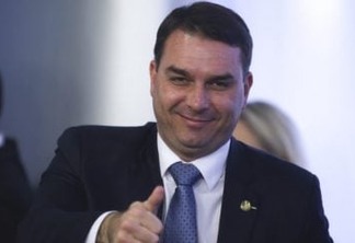 STJ anula provas contra Flávio Bolsonaro em caso das rachadinhas