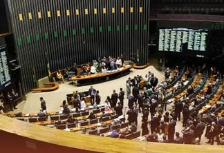 Saiba como votaram os deputados paraibanos na sessão que aprovou texto-base da PEC dos Precatórios