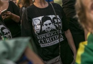 A REPÚBLICA DE CURITIBA VAI ÁS URNAS - Por Rui Leitão