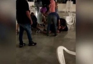 BARRACO NA FEDERAL: festa de agentes federais termina em briga com mata-leão e tapas - VEJA VÍDEO