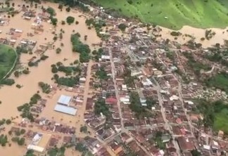 Ciclone leva até 450 mm de chuvas à Bahia e deixa cidades em emergência