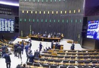 Câmara derruba veto de Bolsonaro e retoma fundo eleitoral de R$ 5,7 bilhões