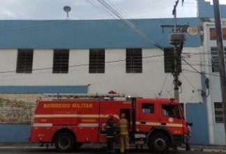 EM JOÃO PESSOA: Prédio da prefeitura pega pega fogo e corpo de bombeiros é acionado
