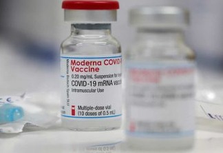 Moderna diz que terceira dose de sua vacina aumentou proteção contra Ômicron