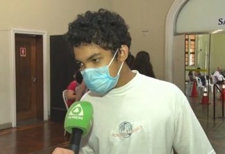 "Não acreditem nesse Bolsonaro", diz criança após se vacinar - VEJA VÍDEO