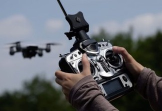Anac emite a primeira autorização para entrega comercial usando drones