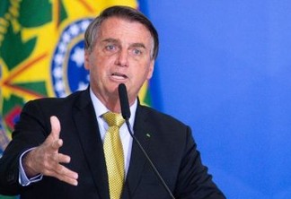 Bolsonaro critica o STF sobre julgamento da 'revisão da vida toda' e diz que não há dinheiro para pagar os benefícios: "Querem quebrar o Brasil"