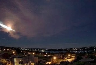 Meteoro explode nos céus de Patos de Minas causando clarão, estrondo e tremor de terra - VEJA VÍDEO