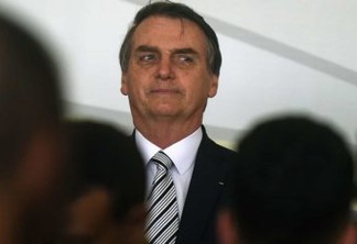 Bolsonaro menciona Alexandre Silveira como novo líder do governo no Senado