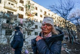 137 ucranianos já foram mortos na invasão, diz presidente da Ucrânia