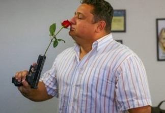 Walber Virgolino ironiza reclamações, diz que deixará arma em casa e levará flor para a Assembleia