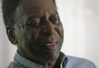 Pelé é diagnosticado com infecção urinária durante internação