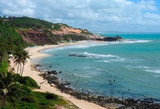 Com Pipa no meio, Brasil tem 3 praias entre as 10 melhores do mundo em 2022