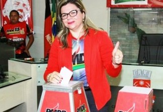 Roberta Paulino, filha do ex-governador Roberto Paulino, entrega presidência municipal do MDB em Guarabira