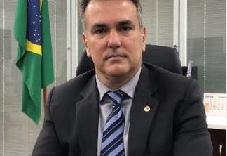 Sérgio Queiroz diz que faltam opções de candidatos ao senado e levanta alerta sobre possível candidatura