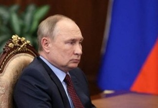Putin reage a embargo de Biden e vai limitar comércio de matérias-primas