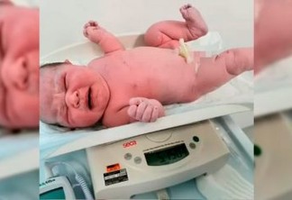 Bebê nasce com 5,2 quilos e impressiona mãe e médicos: 'Pensavam que estava grávida de gêmeos'