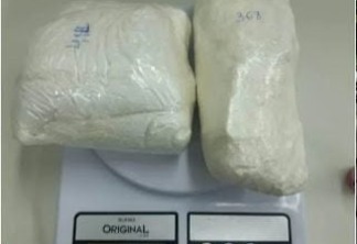 Polícia encontra 1 kg de cocaína em carro envolvido em acidente trágico de Patos