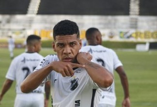 Botafogo-PB fecha com o atacante Kesley, que estava no Brasiliense