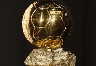 Bola de Ouro muda critérios, e Copa do Mundo só vai contar para 2023