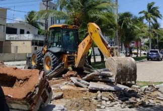 Vereador Marcos Henriques cobra reconstrução da Praça de Manaíra - VEJA VÍDEO