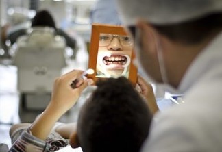 Dia da Saúde Bucal: Saiba como tornar menos traumática a primeira ida das crianças ao dentista