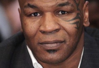 DOCE DIFERENTE: Mike Tyson lança bala de maconha em formato de orelha mordida