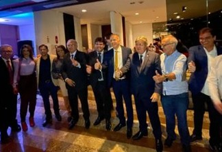 Ao lado de Cicero, Aguinaldo, Gervásio Maia e outros: João Azevêdo reúne aliados e prefeitos em Brasília; confira 
