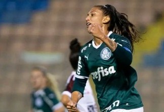 Palmeiras vence o Flamengo e assume liderança do Brasileirão Feminino