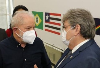 João Azevêdo volta a dizer que não haverá exclusividade de palanque de Lula na Paraíba: "Se assim fosse, seria um contrassenso"