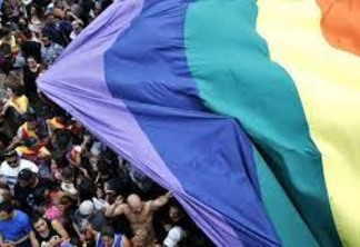 REPRESENTATIVIDADE: levantamento do IBGE revela que quase 3 milhões se declararam gays, lésbicas ou bissexuais no Brasil