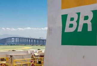 Bolsonaro diz que Petrobras vai causar 'convulsão nacional' se subir combustíveis