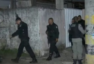 EM JOÃO PESSOA: Facções trocam tiros em disputa por território; policiais conseguem atingir um suspeito