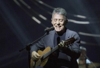 Chico Buarque escolhe João Pessoa para iniciar a nova turnê "Que tal um samba?"