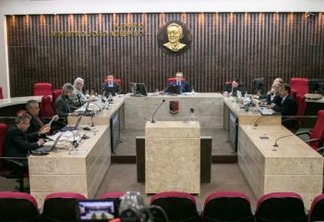TCE-PB alerta prefeituras para que gastos com festejos não comprometam limites legais