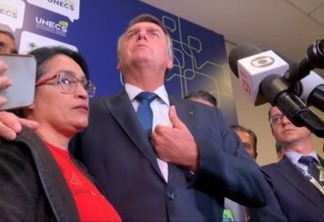 Bolsonaro deixa coletiva após ouvir o termo "Tchutchuca do Centrão" - VEJA VÍDEO