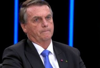 Ao ser questionado sobre aliança com o Centrão, Bolsonaro rebate Bonner: "Você está me estimulando a ser ditador"