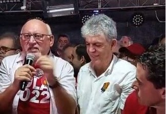 "A Paraíba precisa voltar a andar com Veneziano, Ricardo e Lula", diz Marcos Henriques durante convenção do PT e MDB - VEJA VÍDEO