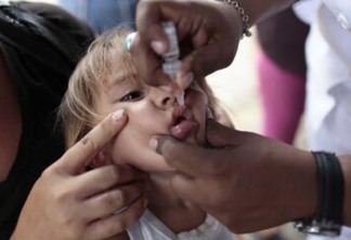 Poliomielite: entenda por que é preciso se vacinar contra doença erradicada há 28 anos