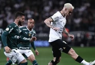 Palmeiras aproveita erro do Corinthians, vence e abre 9 pontos na liderança