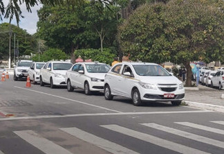 Prefeitura de Campina Grande antecipa envio de cadastro e taxistas já recebem auxílio do Governo Federal