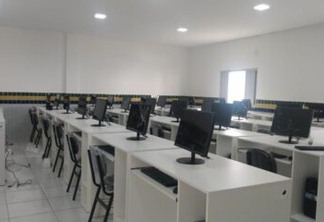 Prefeitura de São Bento começa entrega de 750 equipamentos de informática em todas as escolas do município