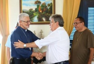 João se reúne com arcebispo Dom Delson e religiosos e reafirma compromisso de parcerias com a Arquidiocese da Paraíba